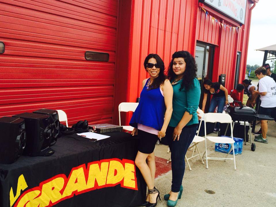 La Más Grande presente en un evento local